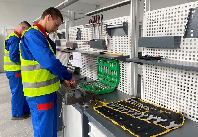 Техніка центру 6